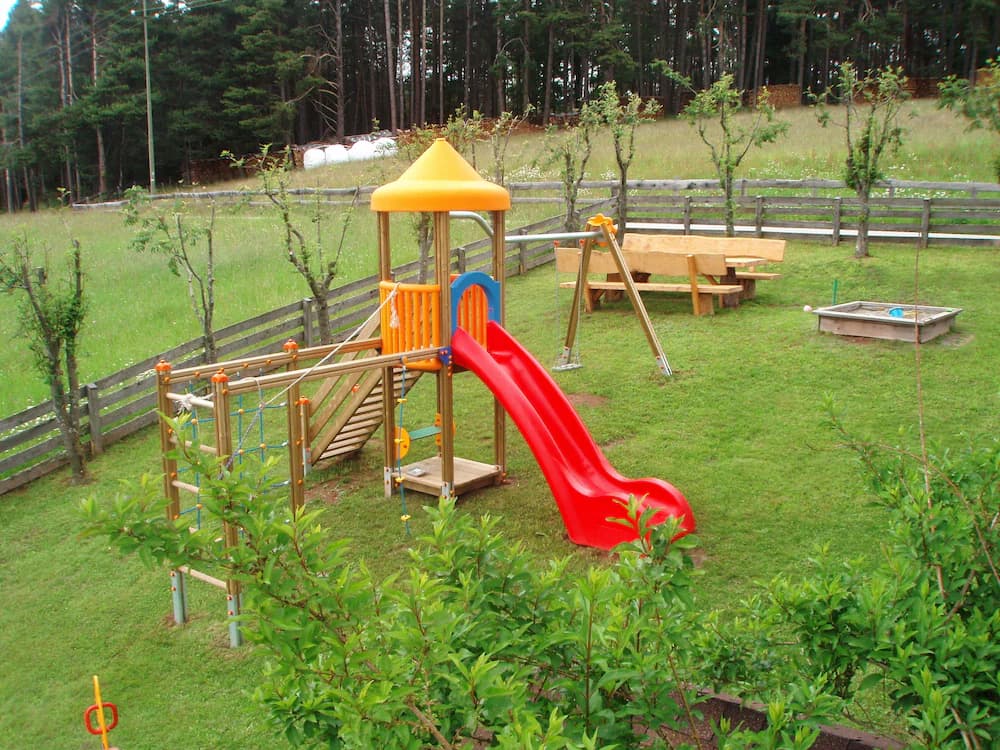Children's play area - outdoor