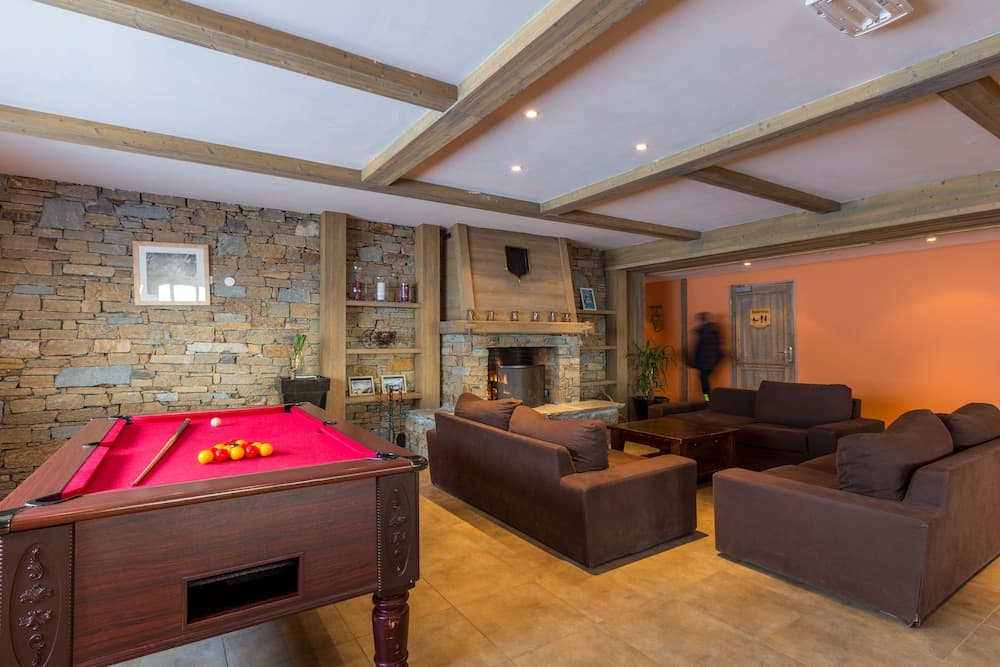 Game room