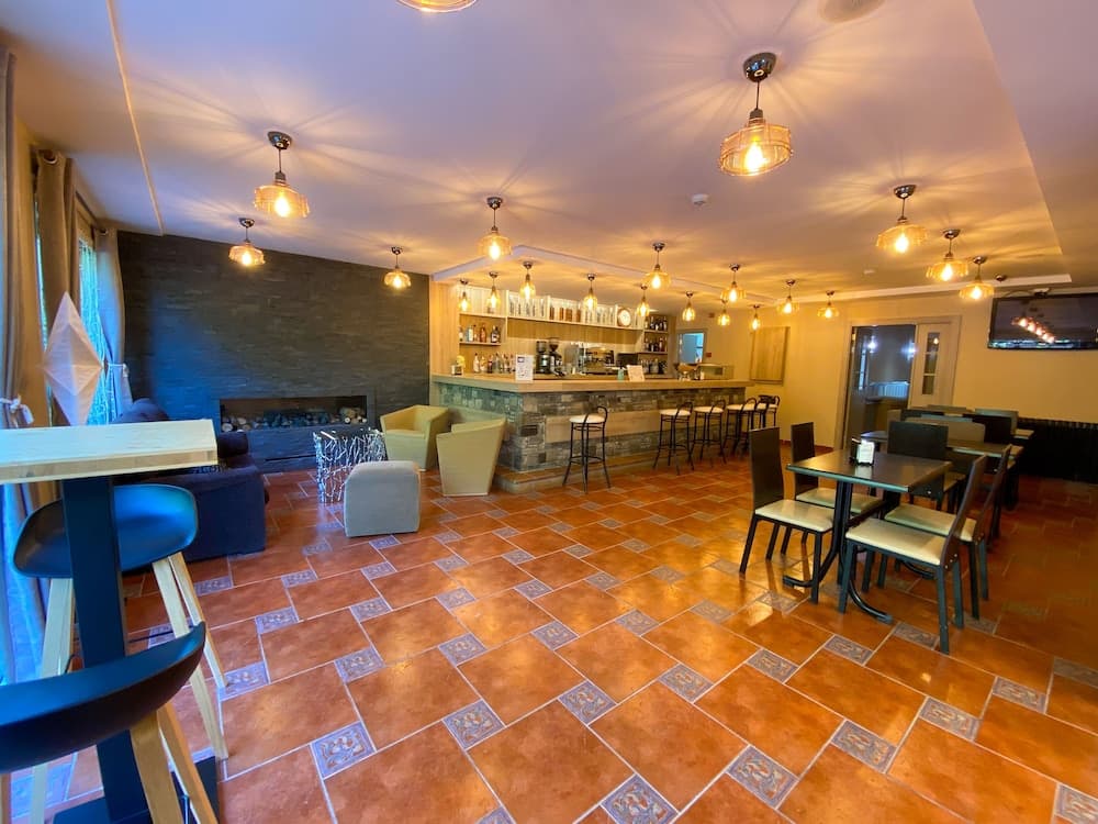 Coffee shop