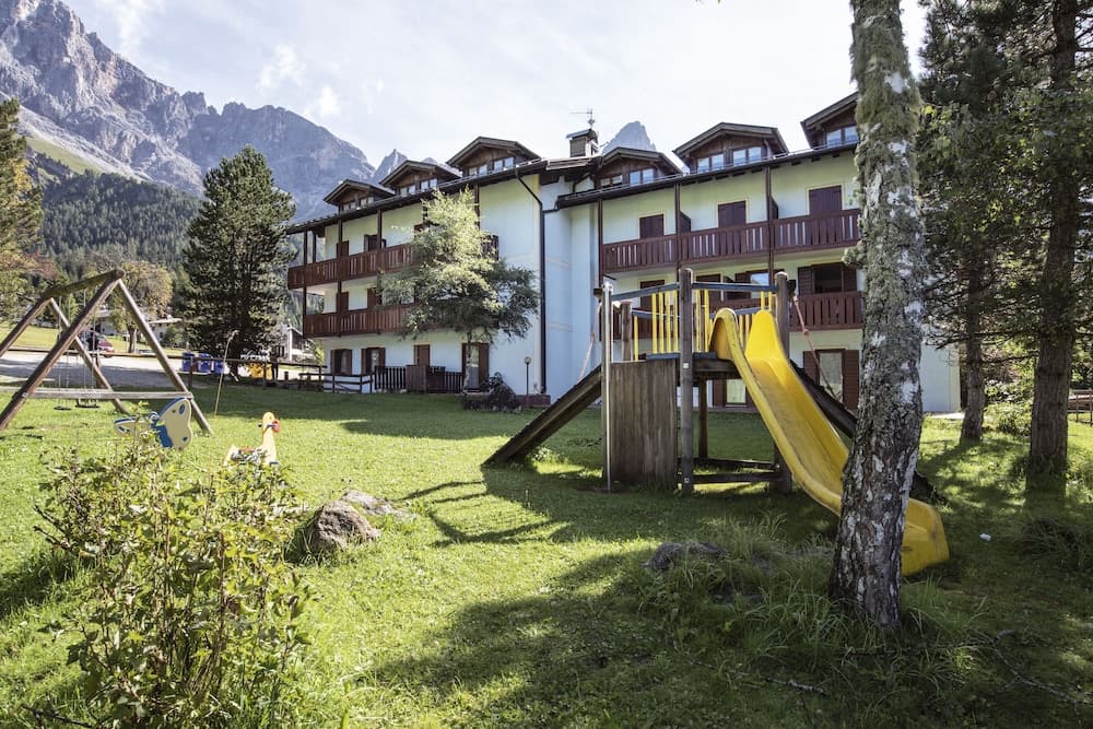 Children's play area - outdoor