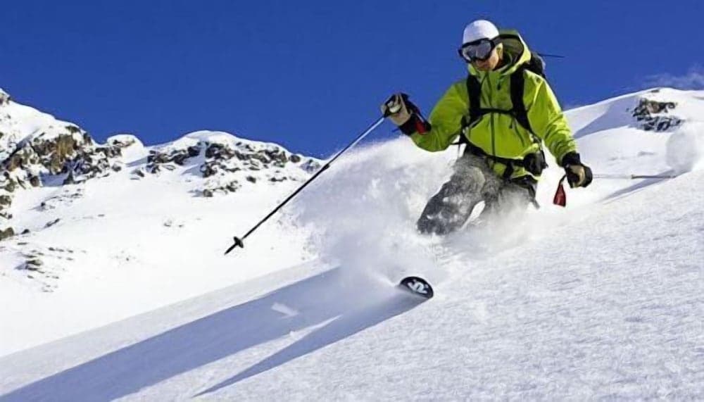 Snow and ski sports