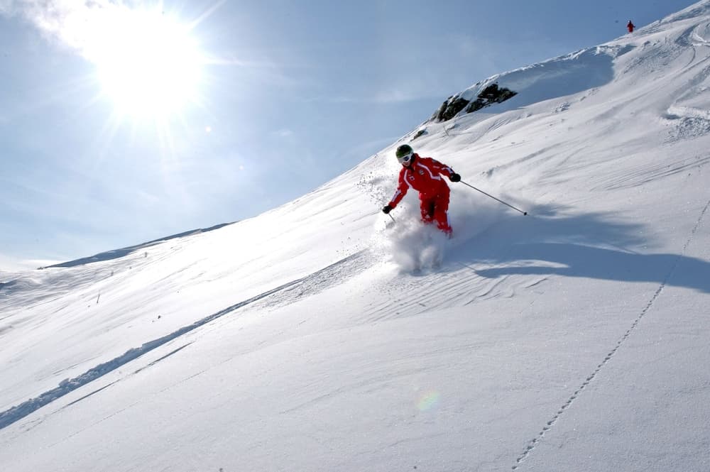 Snow and ski sports
