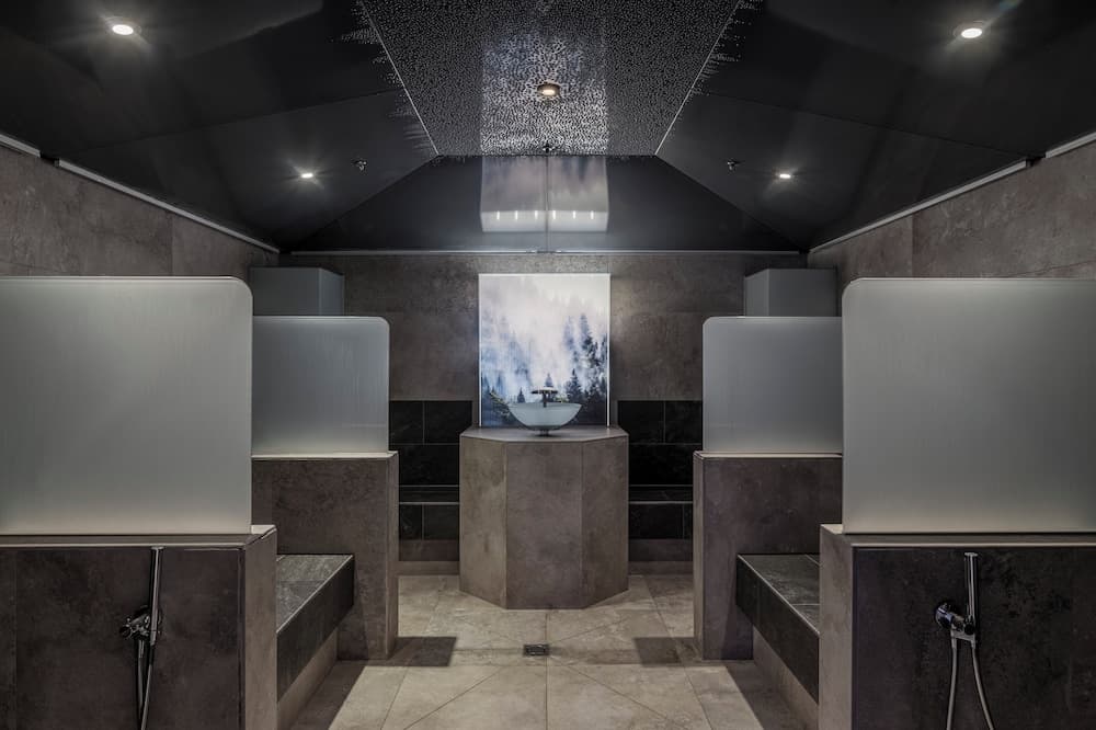 Steam room