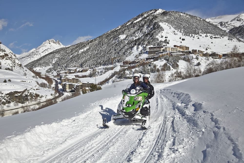 Snow and ski sports