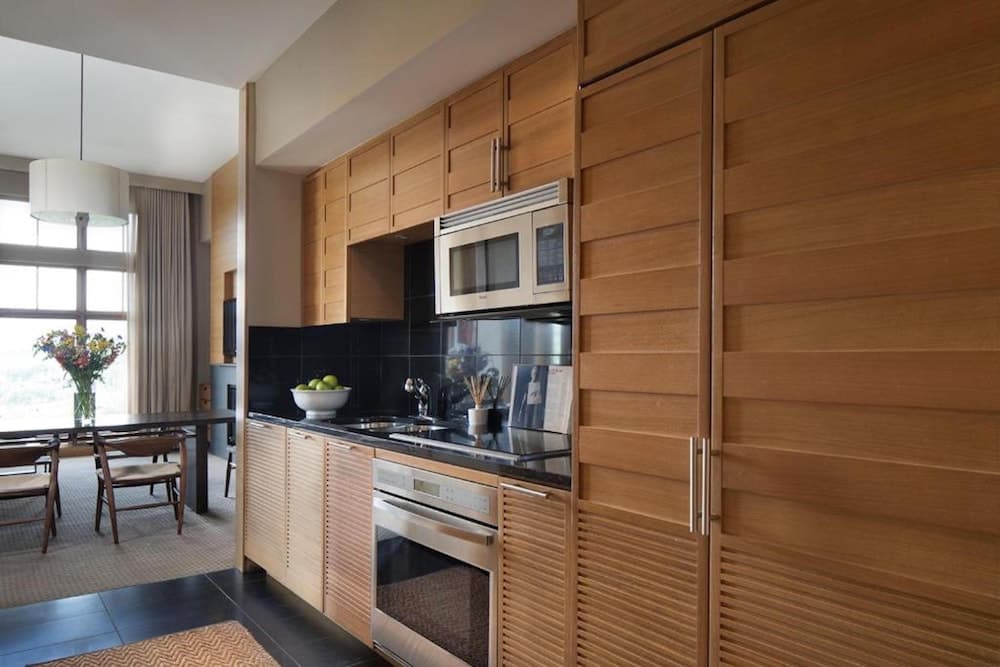 Private kitchenette