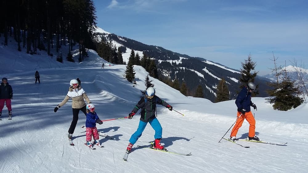 Snow and ski sports