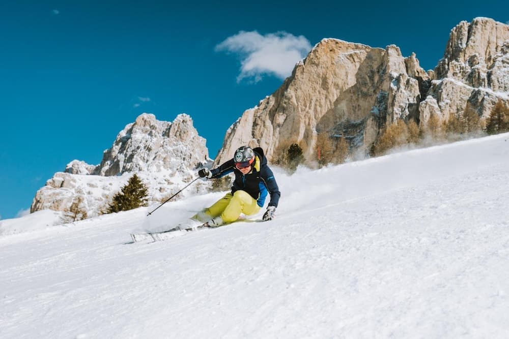 Snow and ski sports