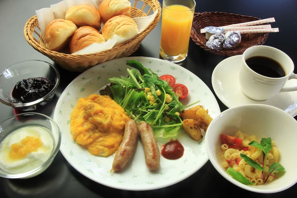 Breakfast meal
