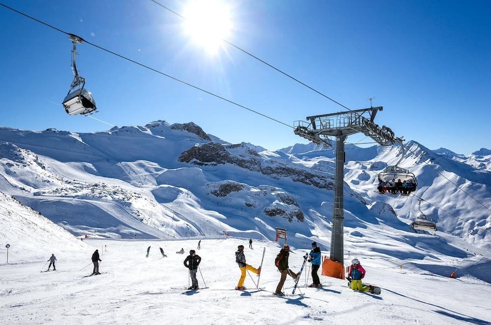 Skiing
