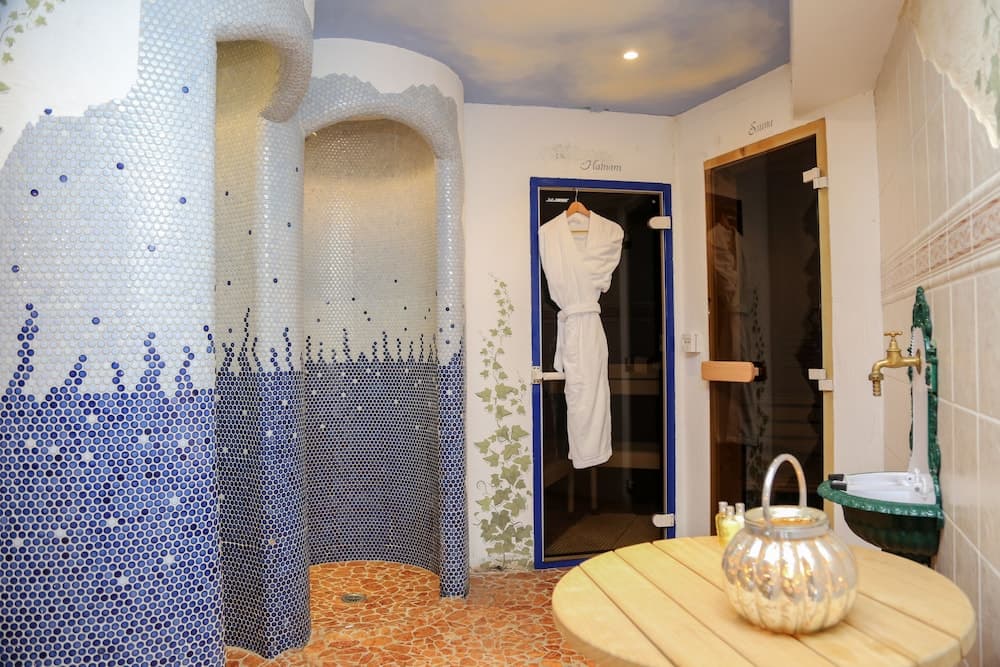 Steam room