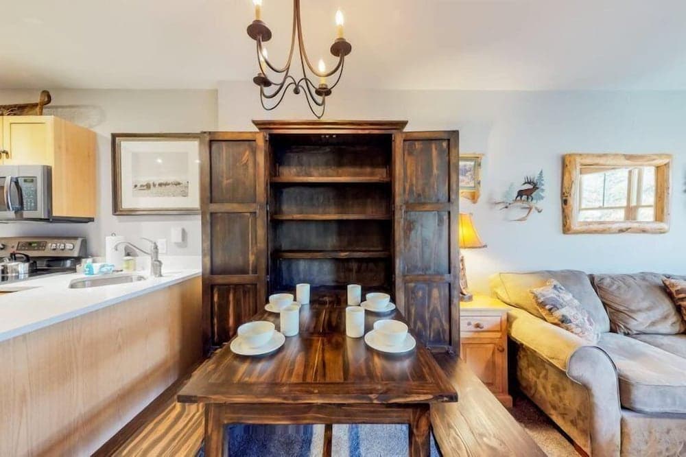 In-room dining