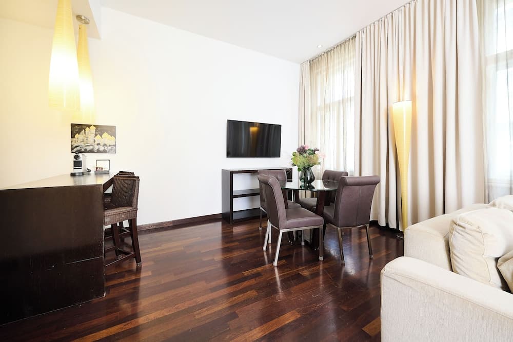 In-room dining