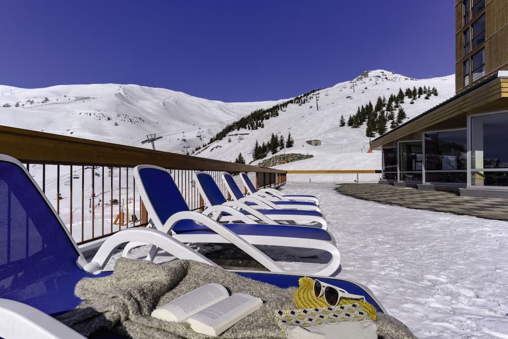 Sundeck