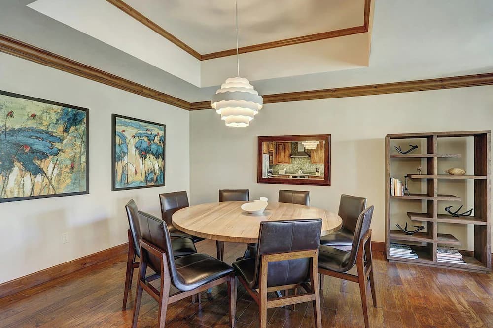 In-room dining