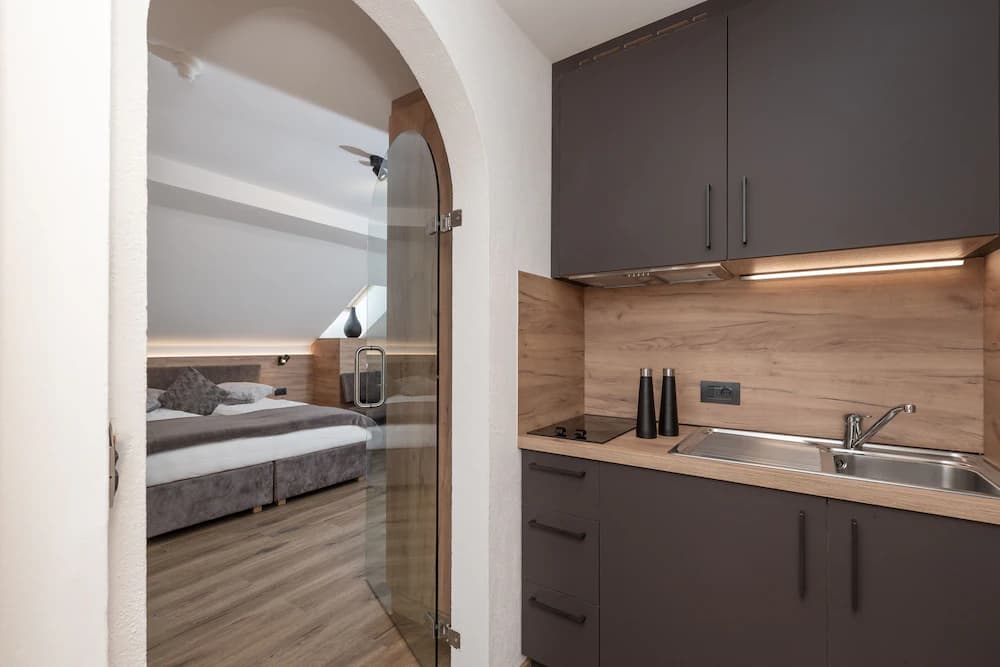 Private kitchenette