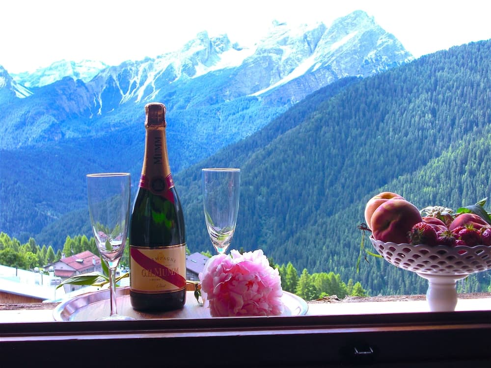 Room service - dining