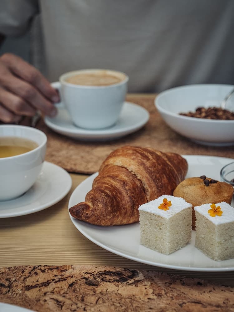 Breakfast meal