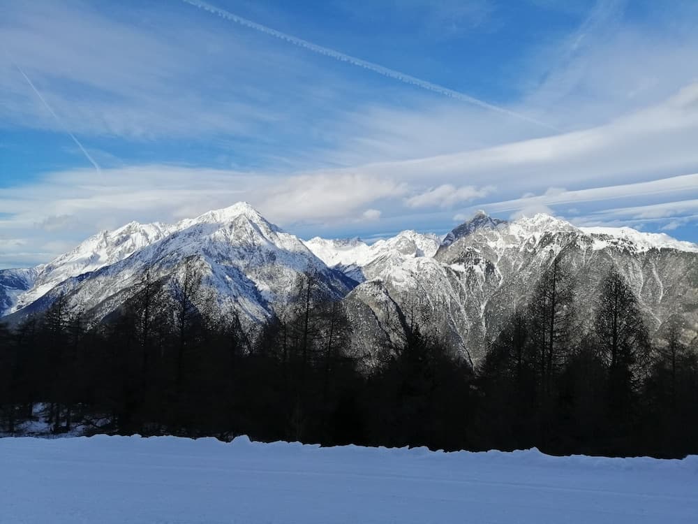 Snow and ski sports