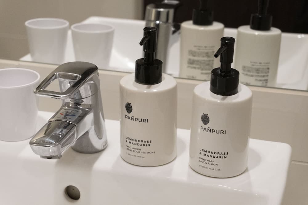 Room amenity