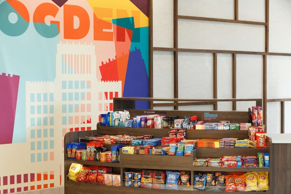 Snack bar