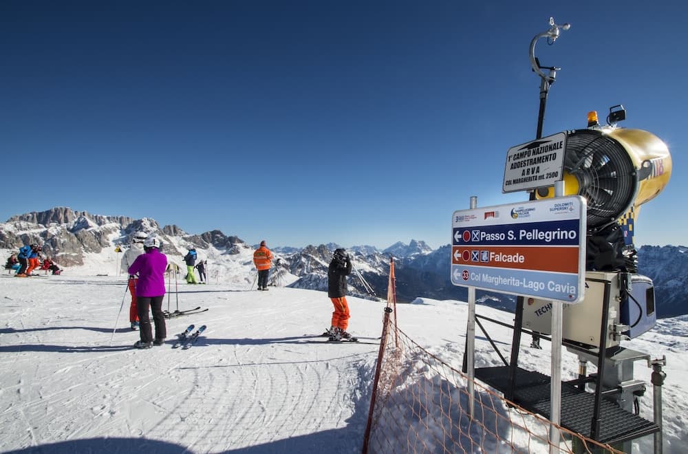 Snow and ski sports