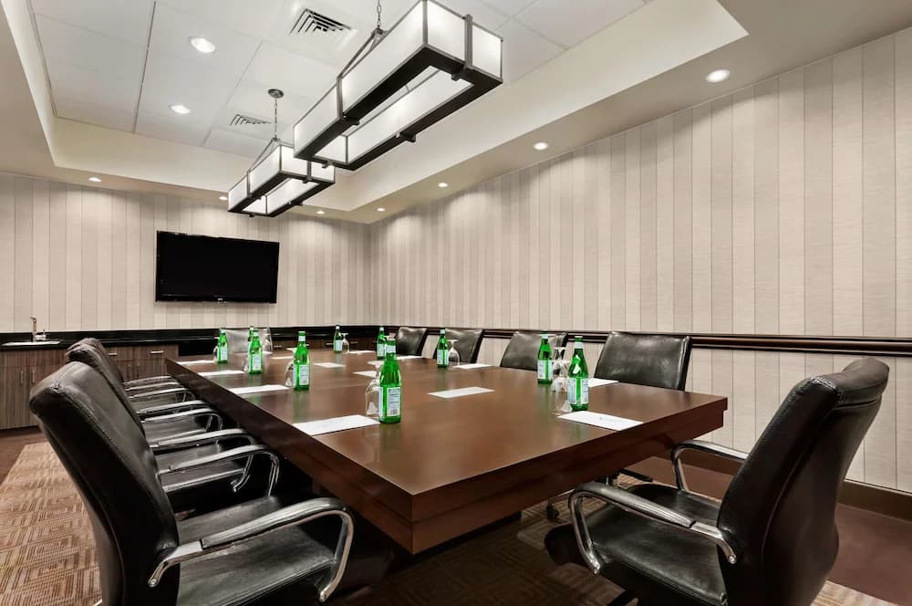 Meeting facility
