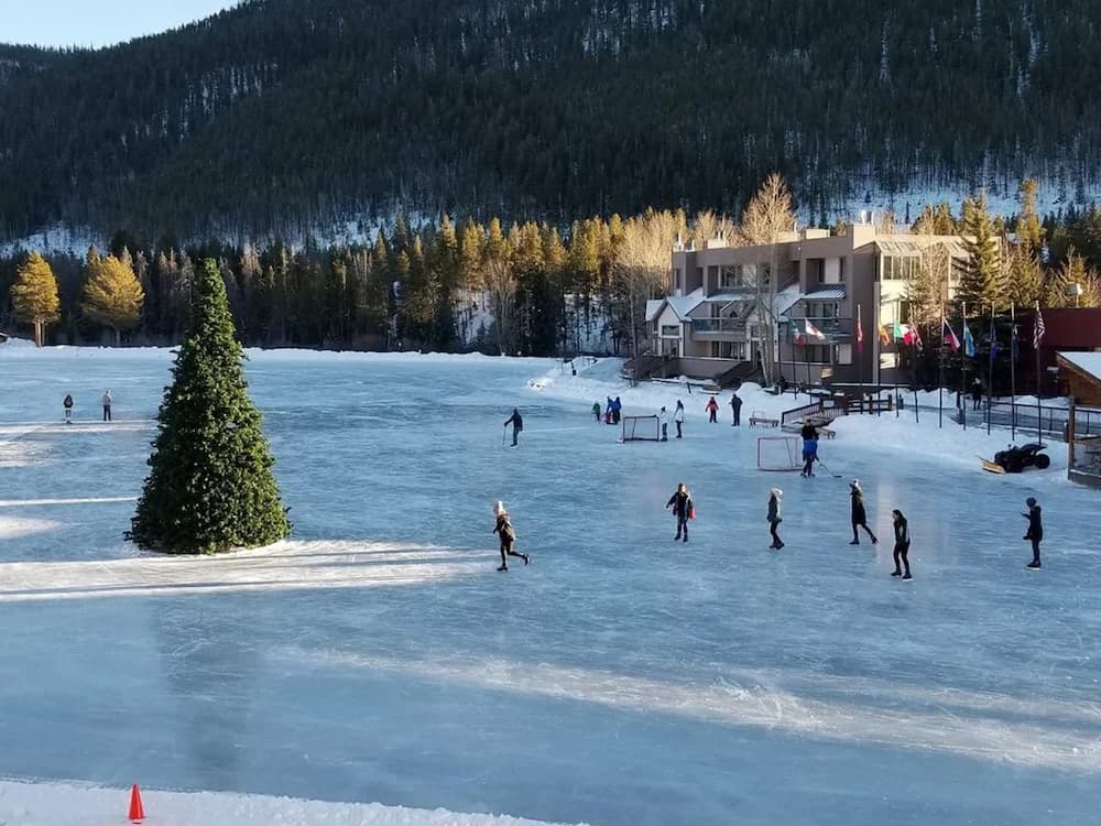 Snow and ski sports