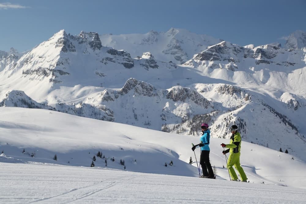 Snow and ski sports