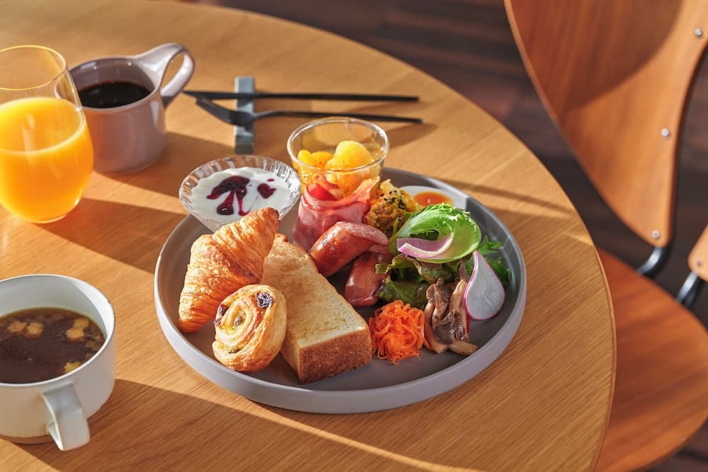 Breakfast meal