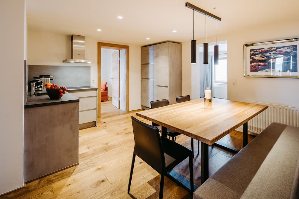 In-room dining