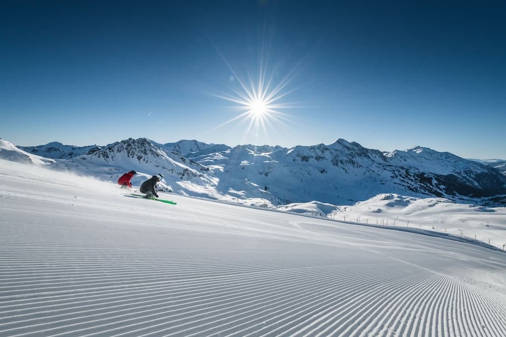 Snow and ski sports